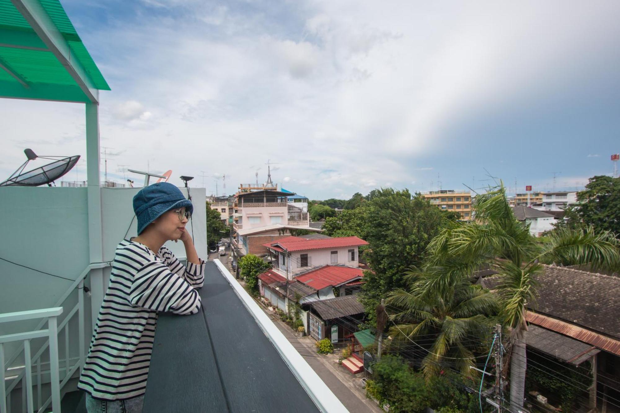 Sida Hostel Phetchaburi Buitenkant foto