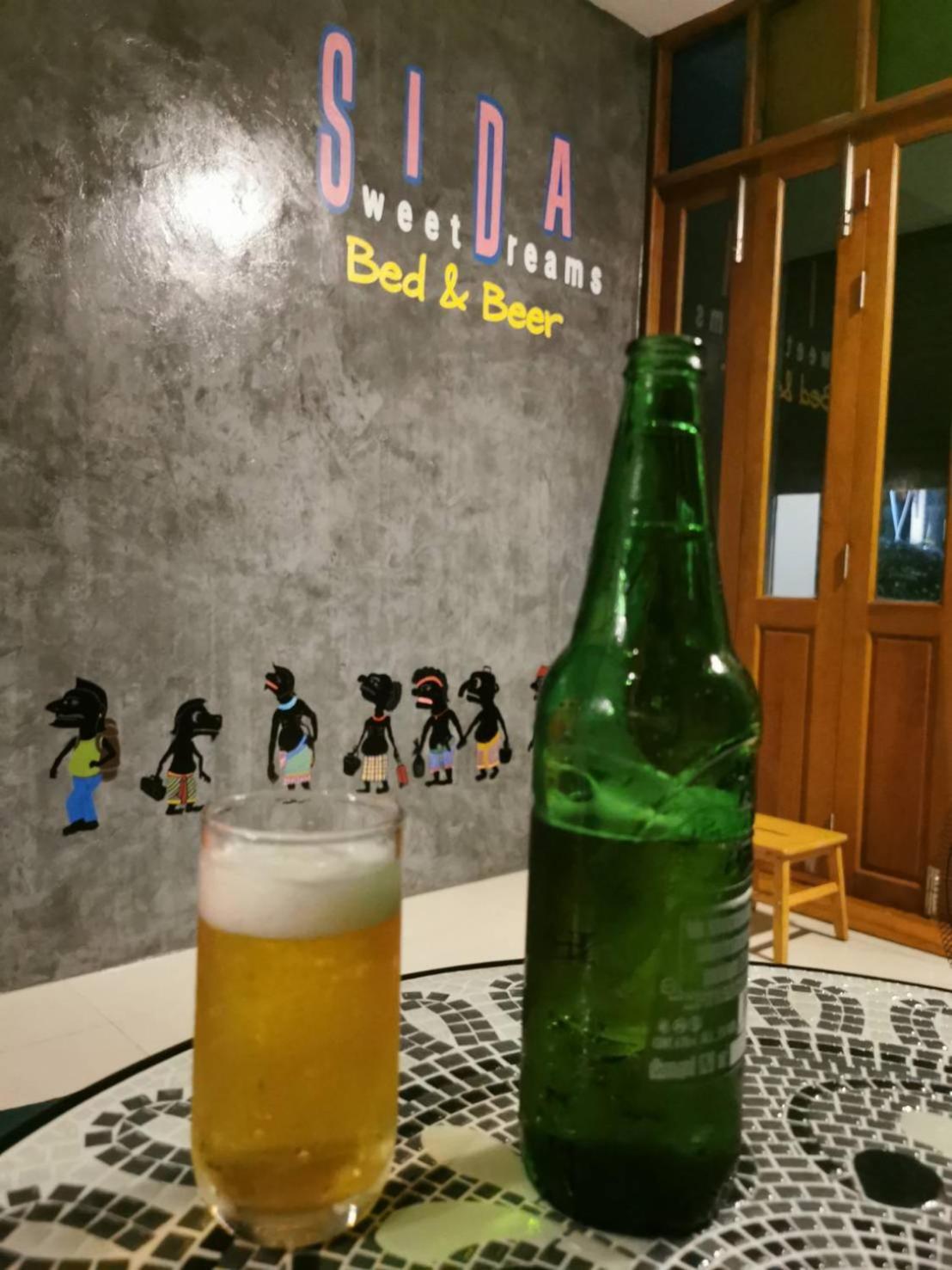 Sida Hostel Phetchaburi Buitenkant foto